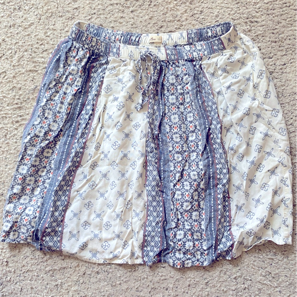 Small Hollister skirt. Very light and soft